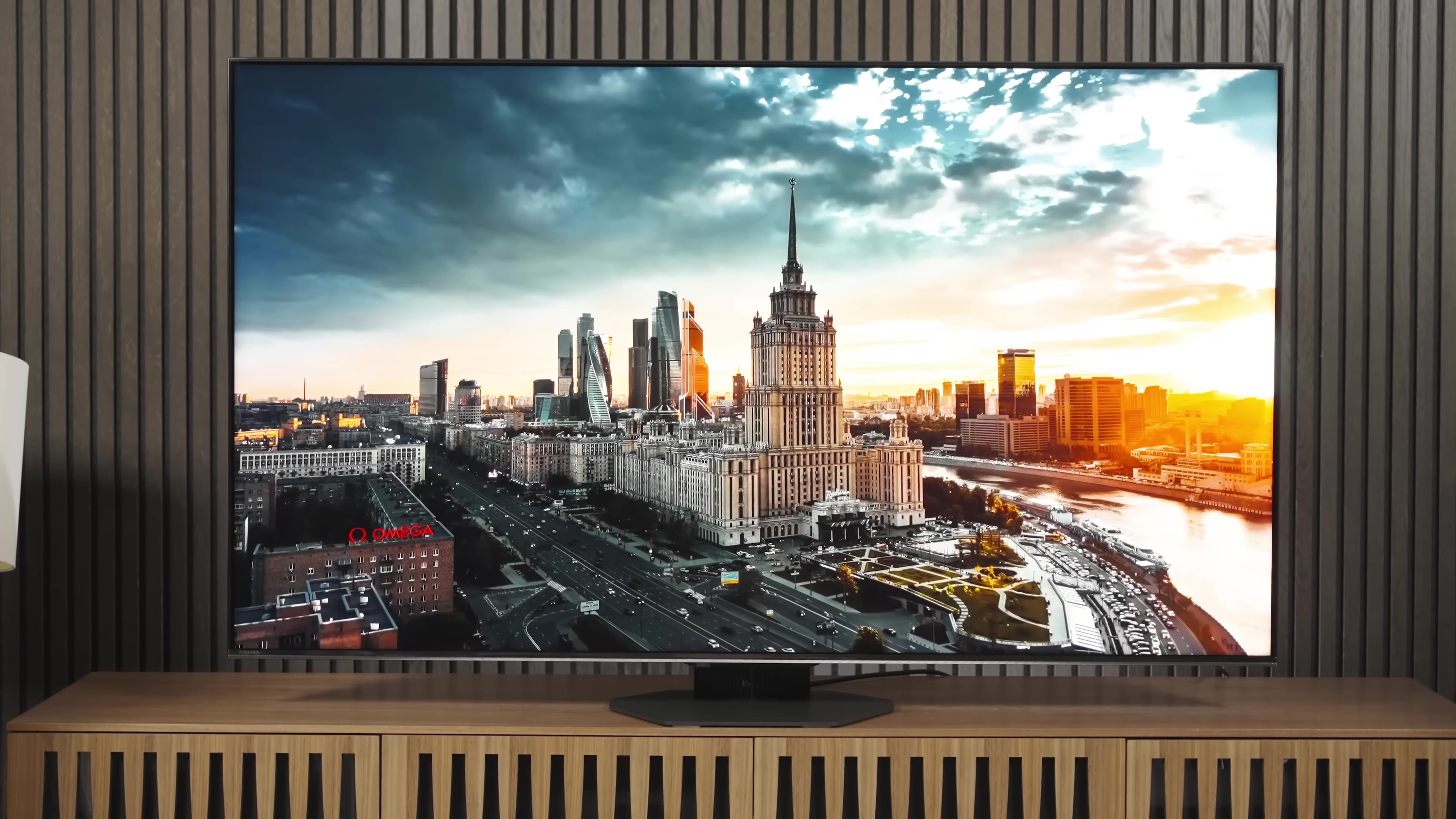 Hisense U8N