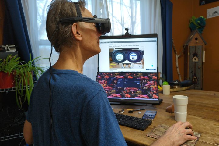 I use the Vive XR Elite at my PC by plugging in to the USB-C port.
