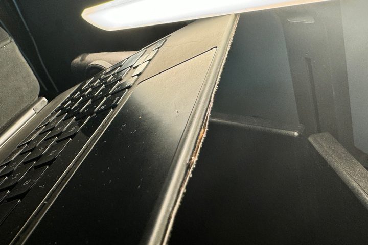 Damage on Magic Keyboard