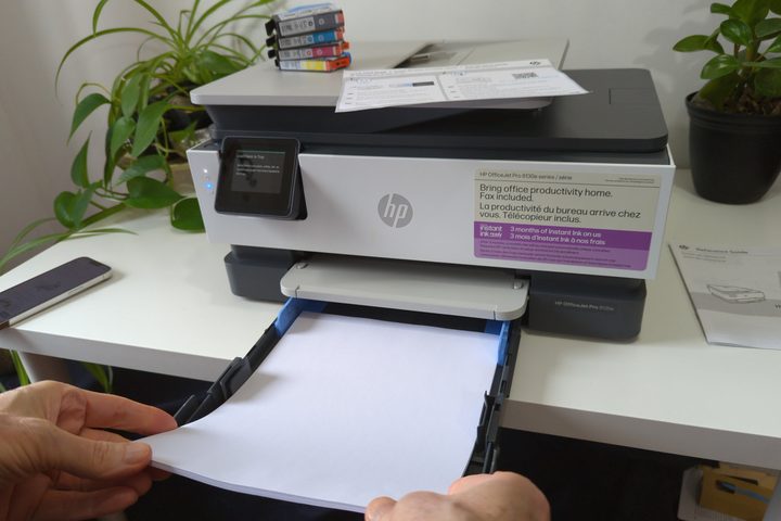 The HP OfficeJet Pro 8135e has a single paper that holds 225 sheets.