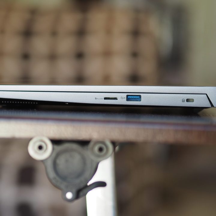 Acer Swift X 14 2024 right side view showing ports.
