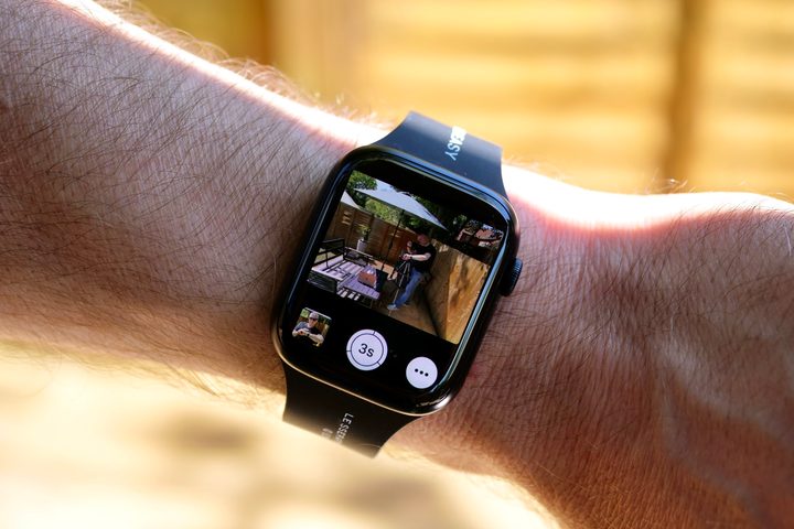The Apple Watch Series 9's camera app, showing the viewfinder.