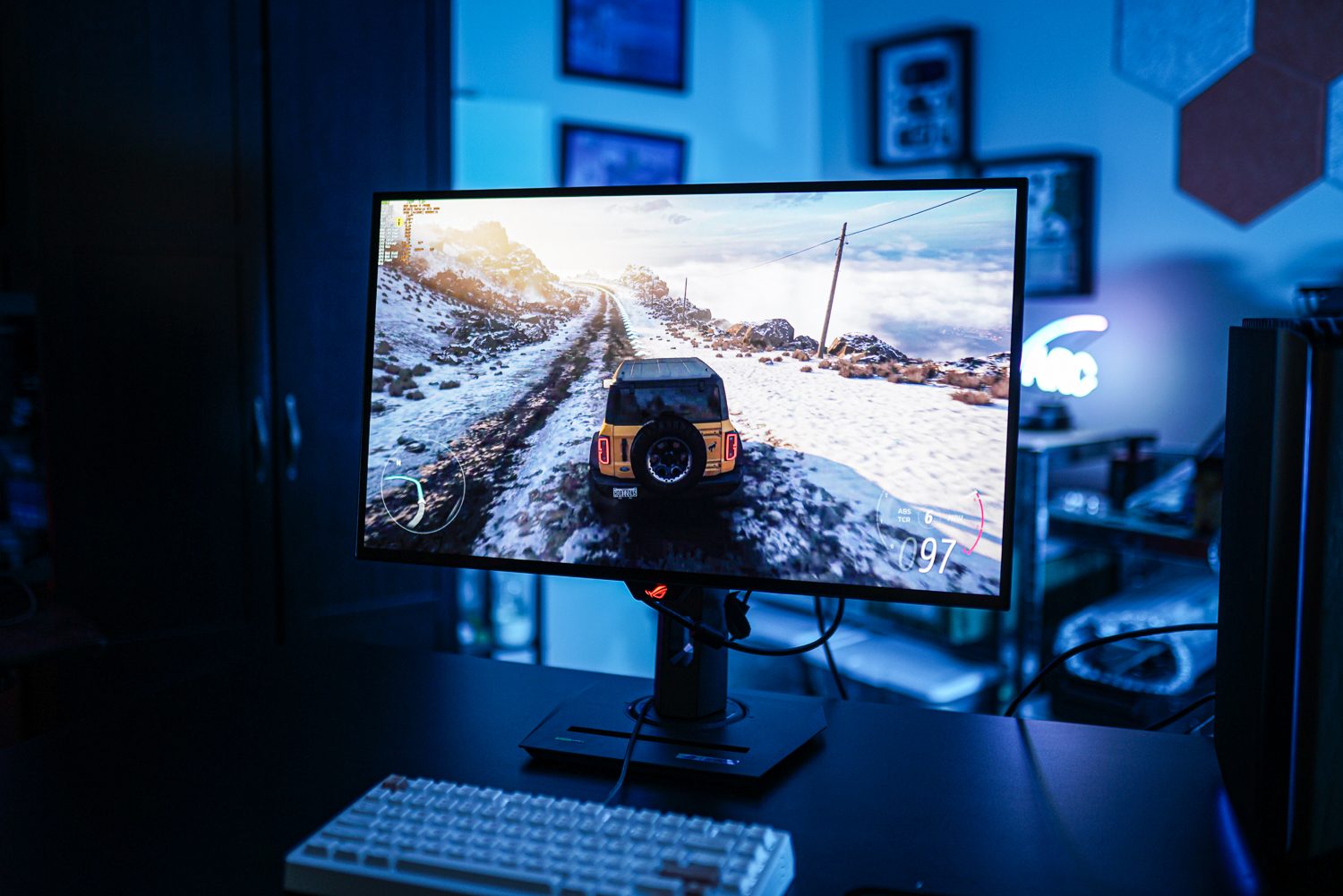Asus ROG Strix XG27AQDMG review: an incredible, glossy OLED