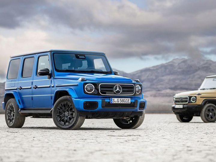 Blue Mercedes-Benz G580