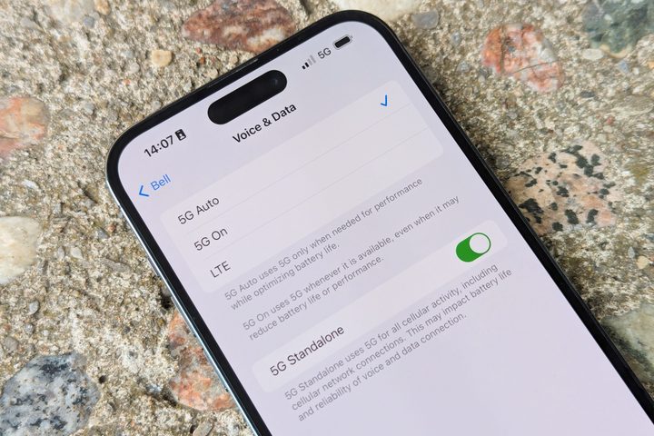 Settings screen on an iPhone 14 Pro Max.