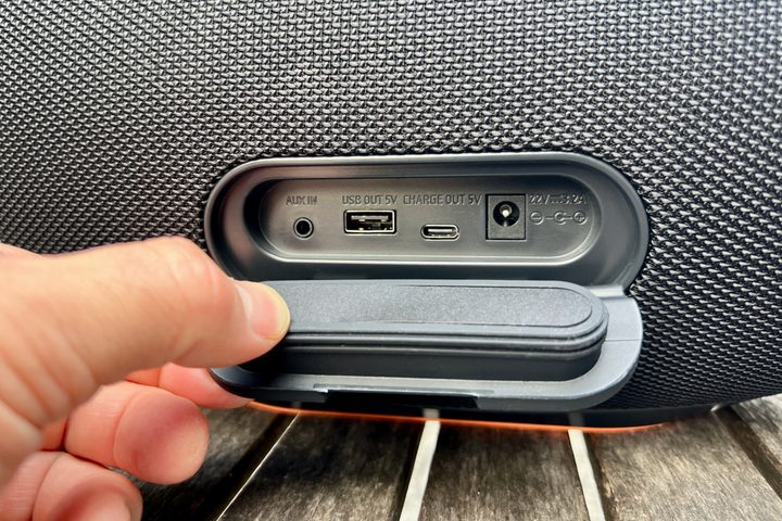 The inputs on the back of the Skullcandy Barrel Bluetooth speaker.
