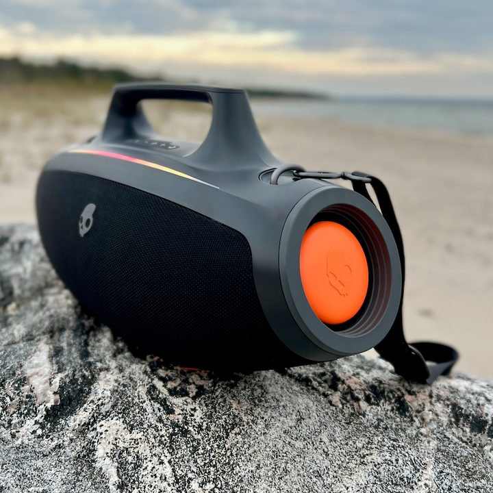 The passive bass radiator of the Skullcandy Barrel Bluetooth speaker.