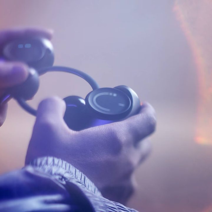 A concept controller from Sony. It shows two joysticks on either side of a ring.