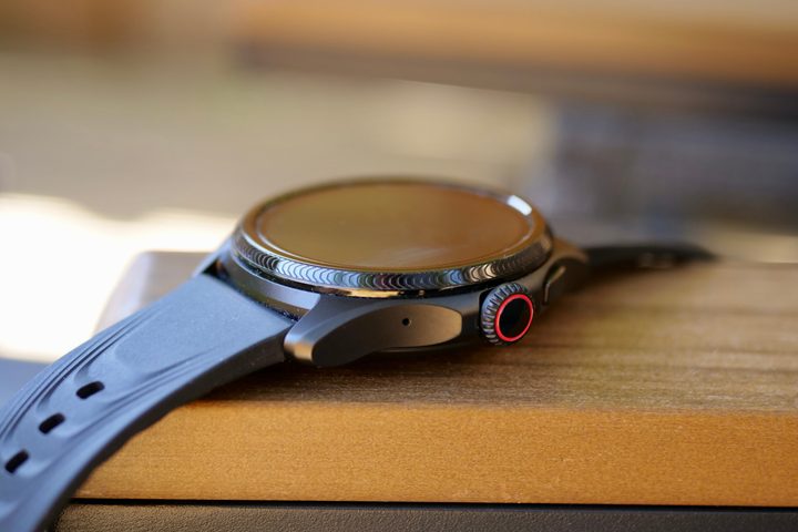 The side of the Mobvoi TicWatch Pro 5 Enduro.