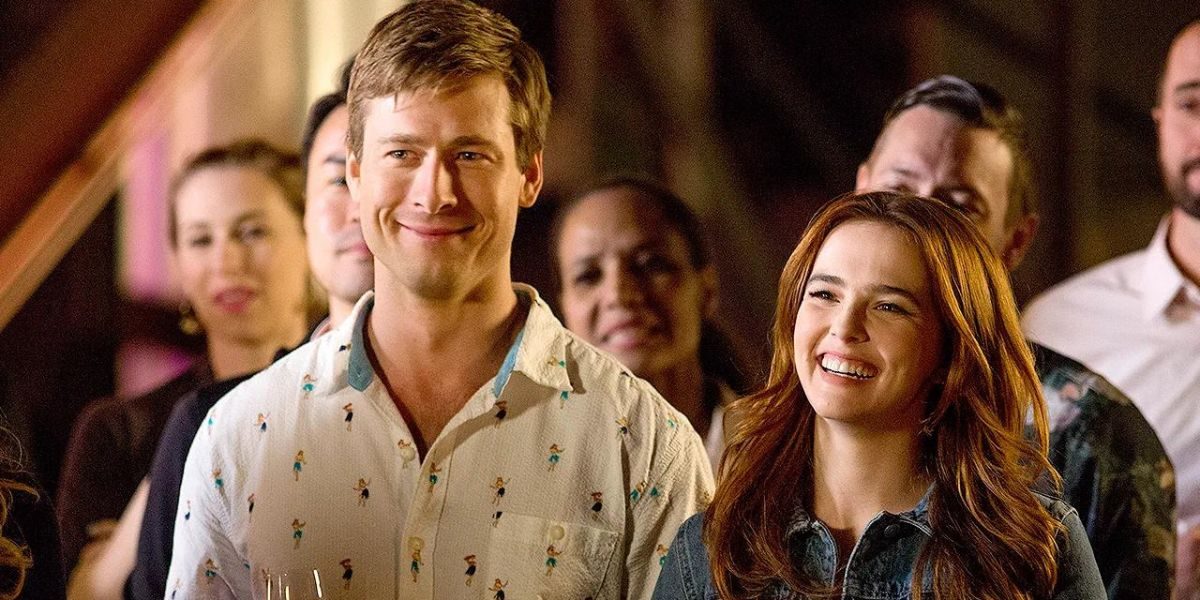 Glen Powell and Zoe Deutch in Set it Up