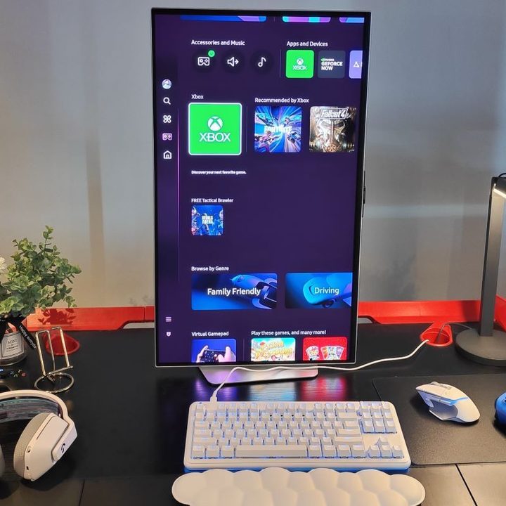 Odyssey OLED G8