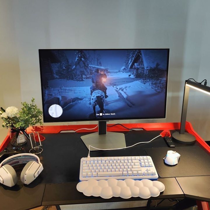Odyssey OLED G8