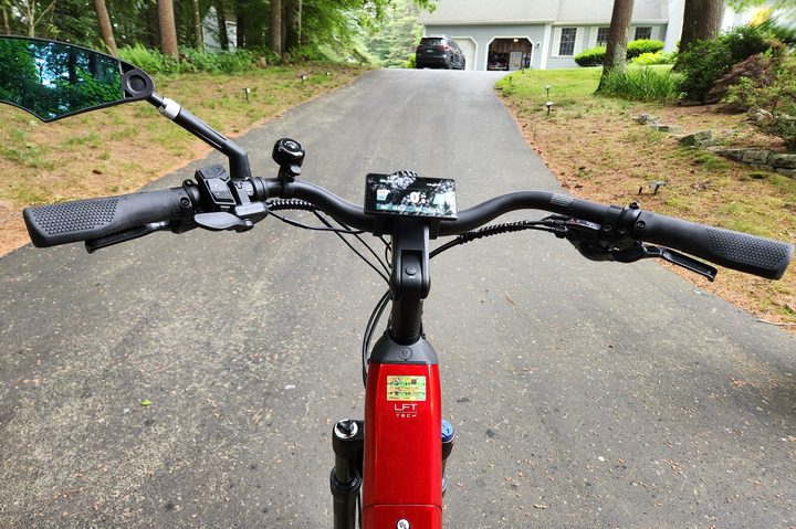 Velotric Discover 2 ready for the standing-start steep driveway torque test.