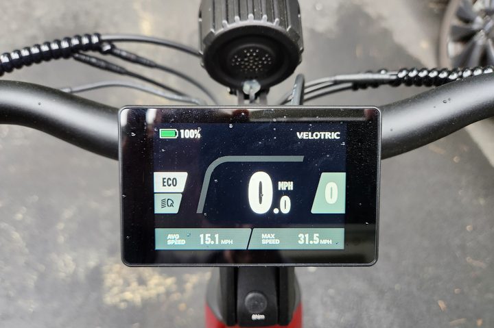 Velotric Discover 2 showing the maximum attained speed of 31.5 mph.