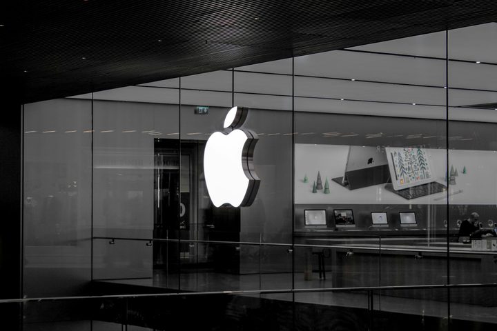 Outside view of an Apple store.