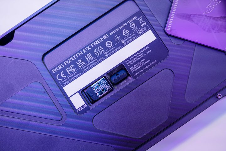 A gasket switch on the Asus ROG Azoth Extreme.