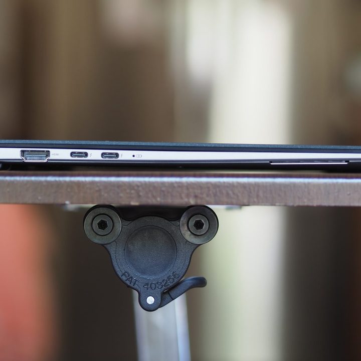 Asus Zenbook S 13 OLED 2024 left side view showing ports.