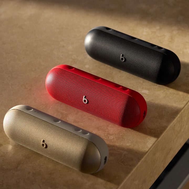 The three colors of Beats Pill: gold, red, and black.