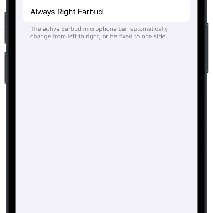 Beats Solo Buds on iOS: microphone control.