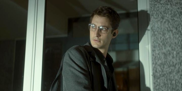 A man looks behind him in Black Box.