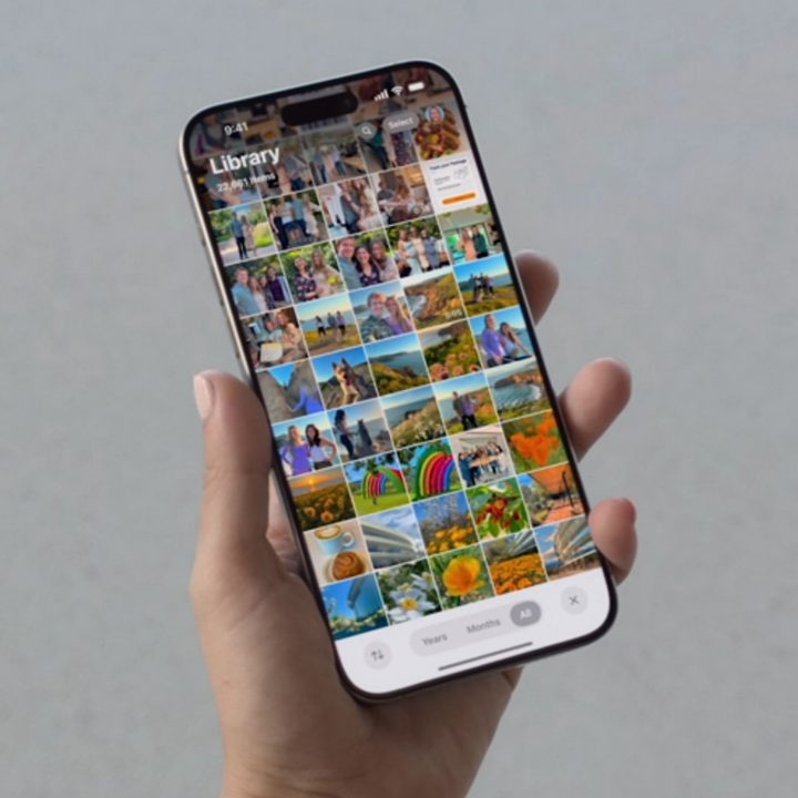 iOS 18 Photos Grid