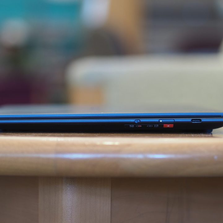Lenovo Yoga Slim 7x right side view showing ports.