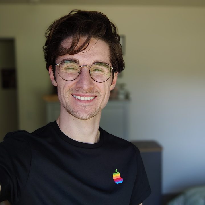 Selfie of Joe Maring, taken with the Motorola Edge (2024).