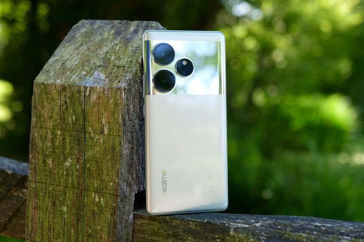 The back of the Realme GT 6.