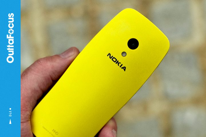 Outtafocus column lead image with the Nokia 3210.