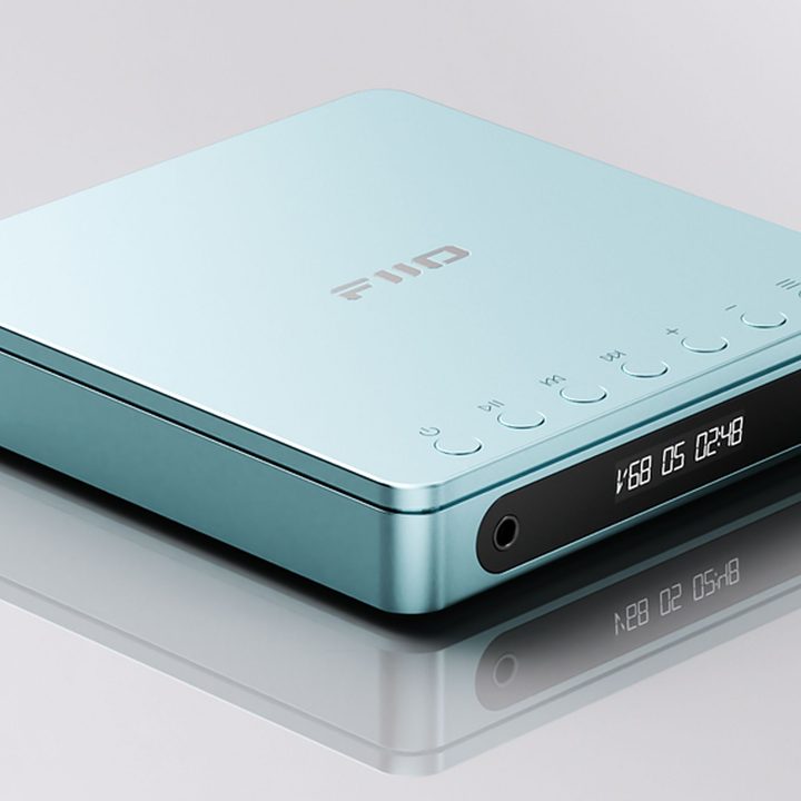 Fiio DM13 portable CD Player.