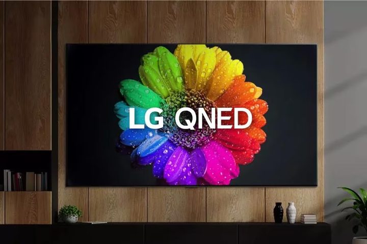 The LGQNED75 mounted to a wall.