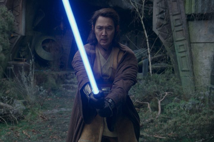 Sol wields his lightsaber in The Acolyte episode 8.