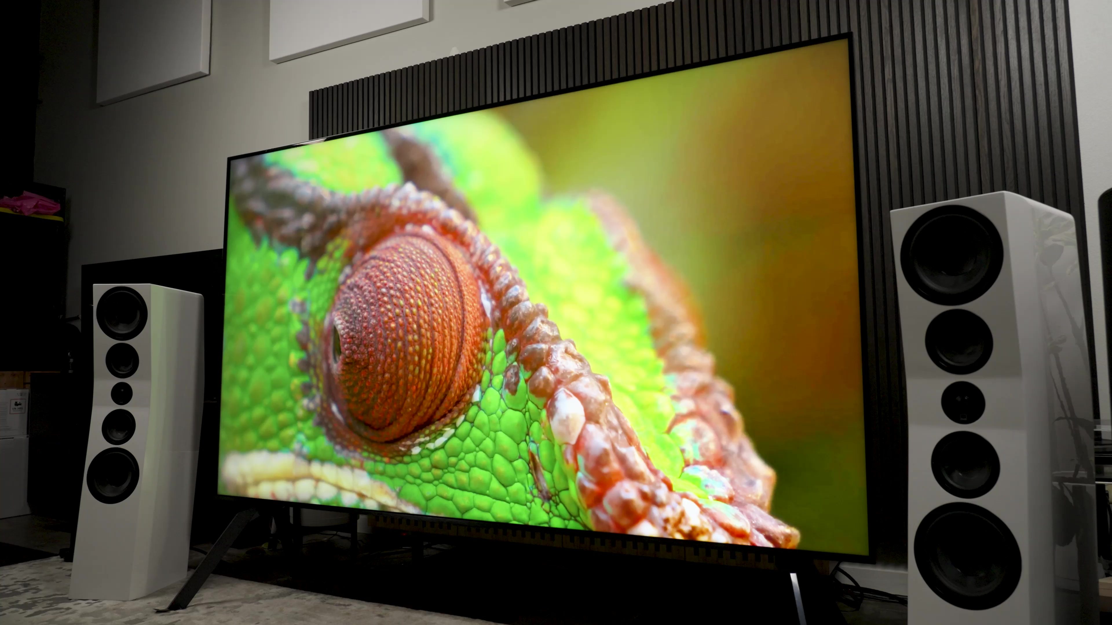 TCL QM89 115-inch