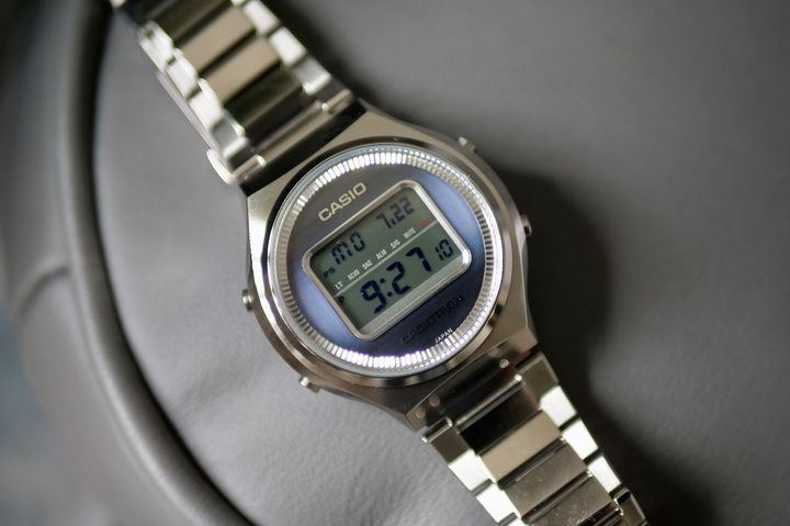The front of the Casio Casiotron TRN-50.