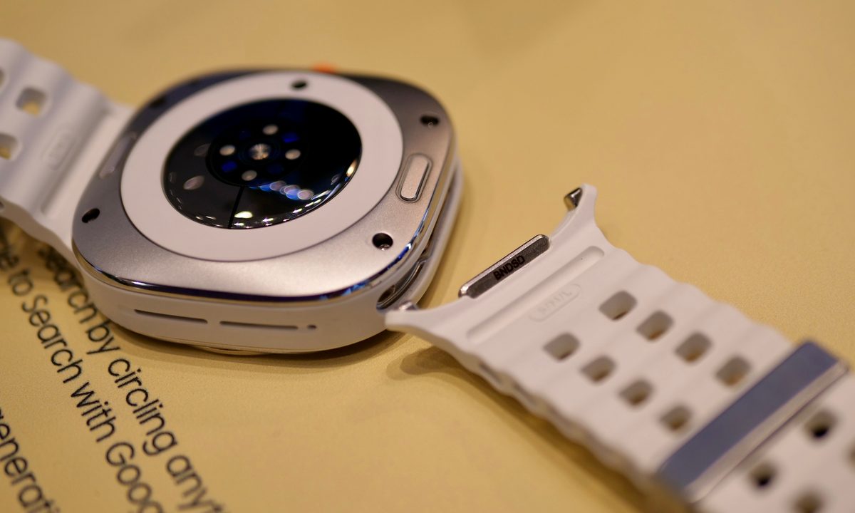 The new strap system on the Samsung Galaxy Watch Ultra.