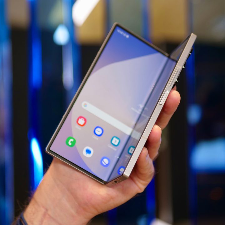 A person opening the Samsung Galaxy Z Fold6.
