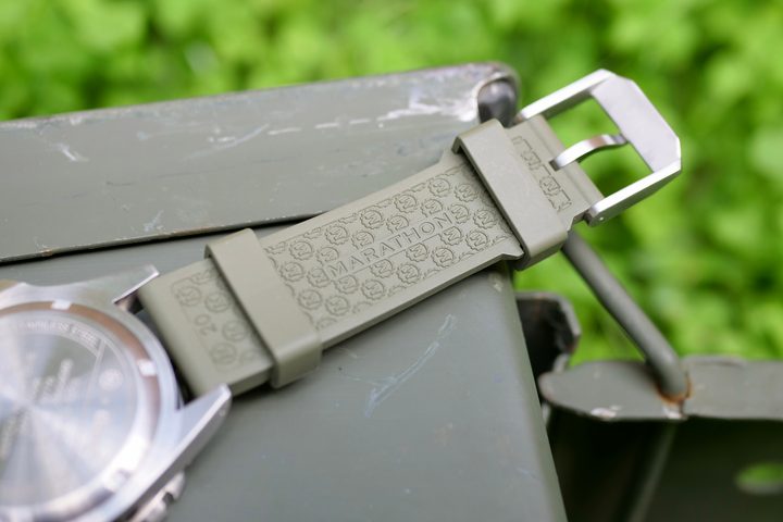The Marathon 41mm Jeep Rubicon GSAR's strap markings.