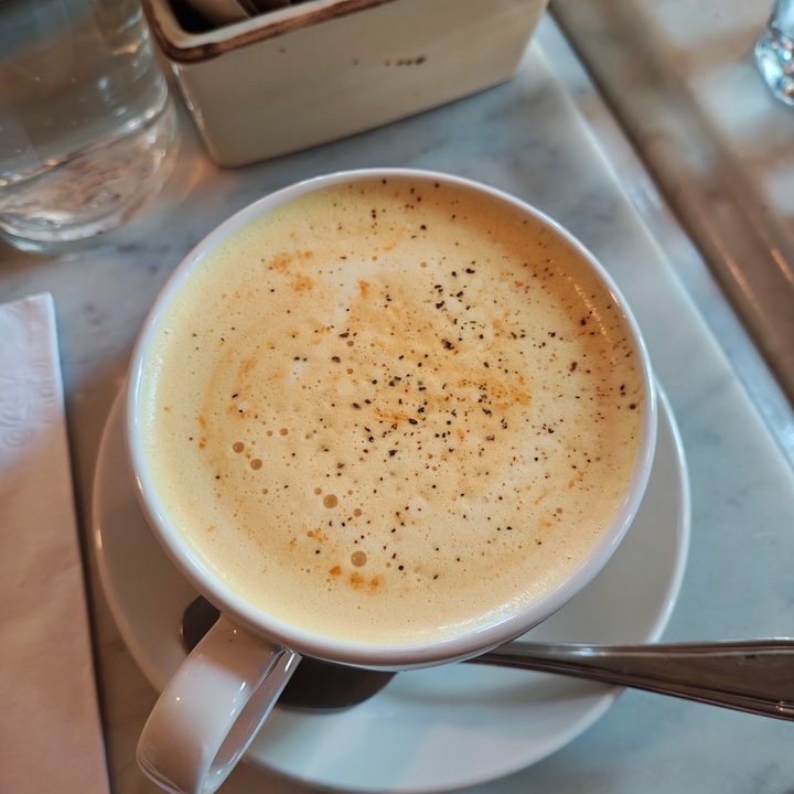 A photo of a latte, taken with the Motorola Razr Plus 2024.