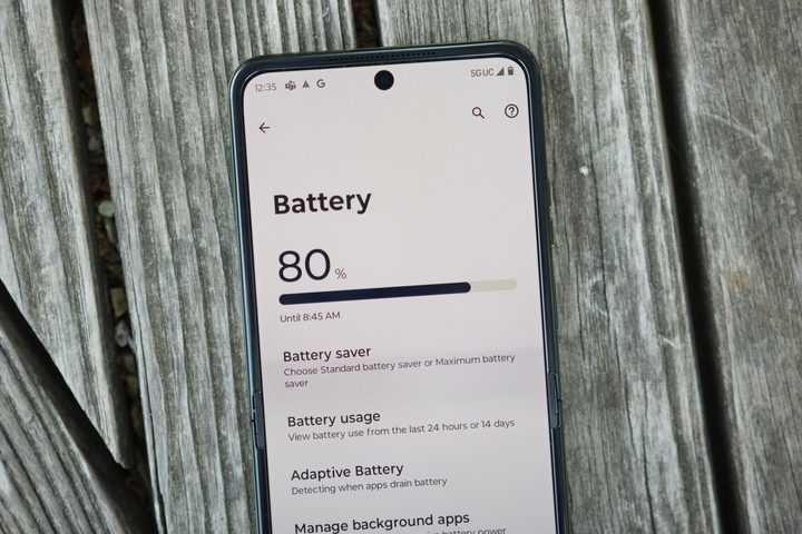Battery settings page on the Motorola Razr Plus 2024.