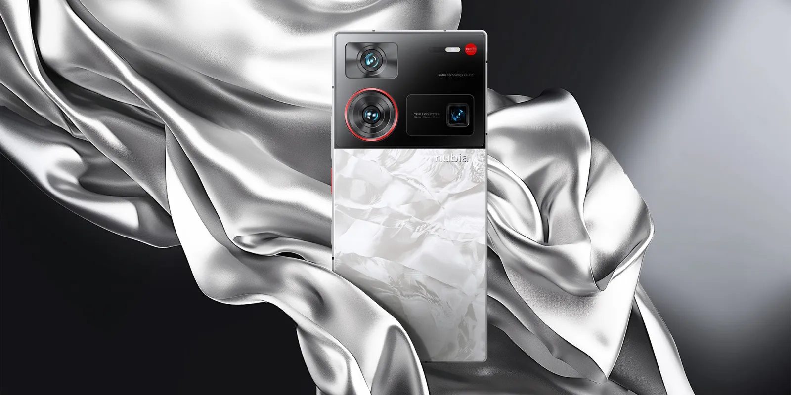 Nubia Z60 Ultra Leading Version back and cameras.