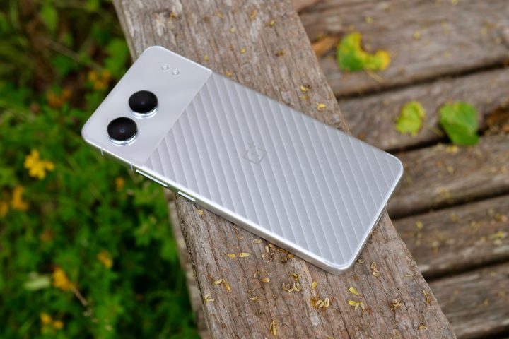 The back of the OnePlus Nord 4.