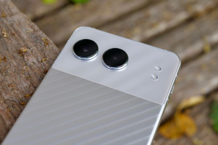 The OnePlus Nord 4's camera module.