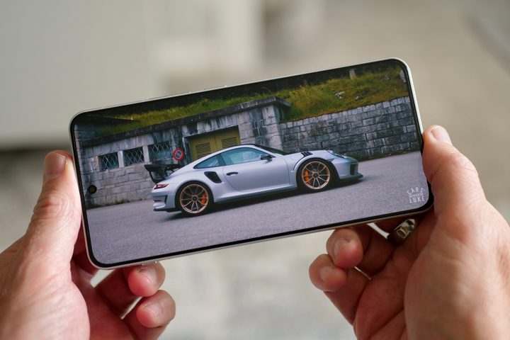 A video playing on the OnePlus Nord 4's screen.