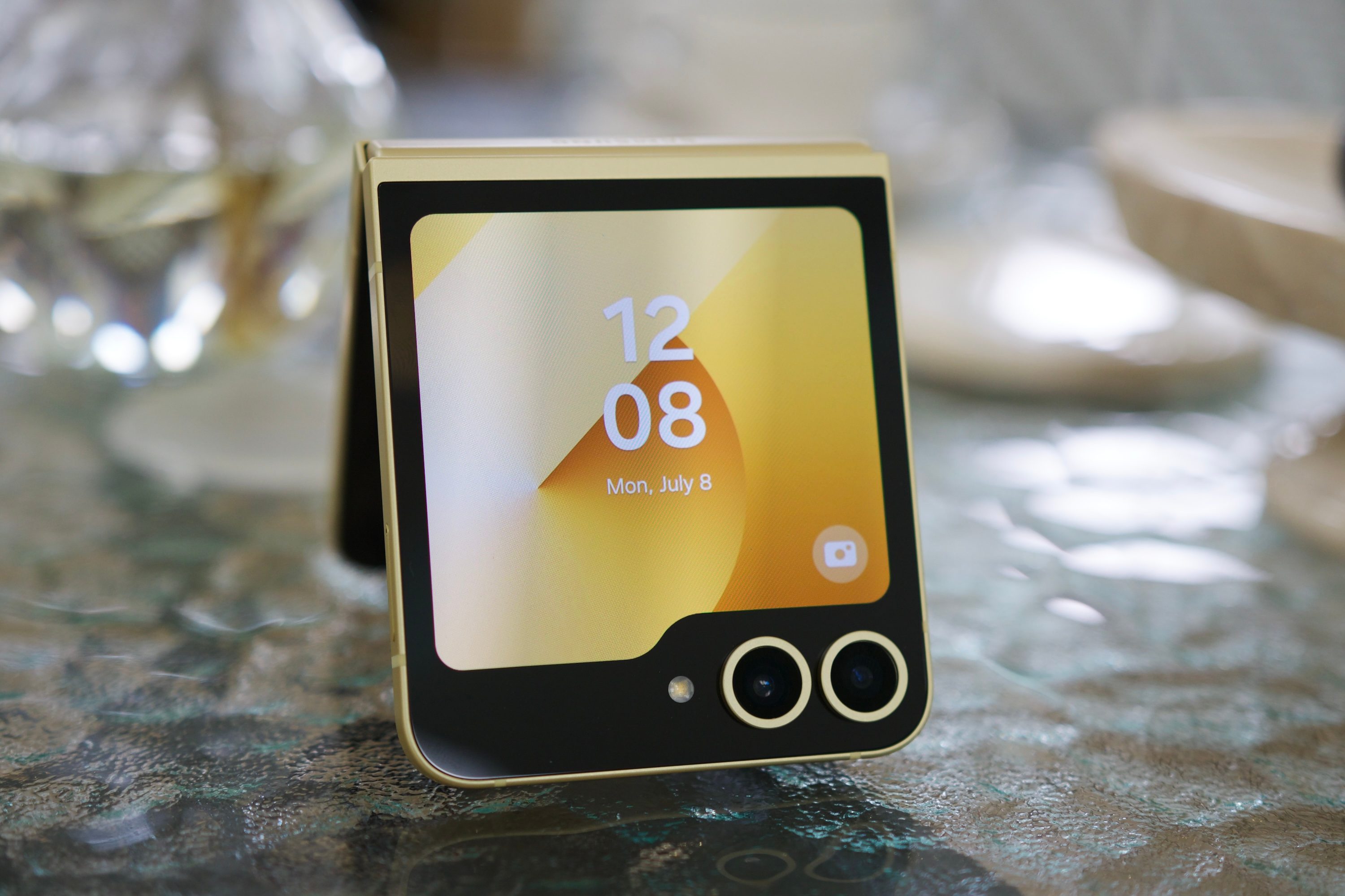 Is the Samsung Galaxy Z Flip 6 waterproof? - Digital Trends