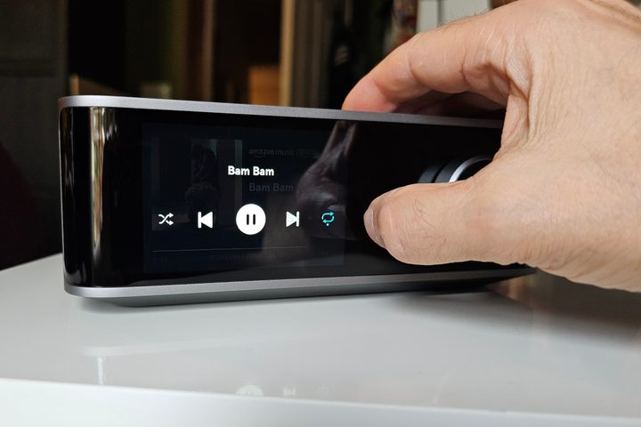 Wiim Ultra track controls.