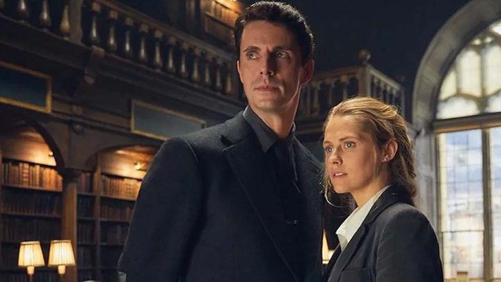 Matthew Goode and Teresa Palmer in A Discovery of Witches.
