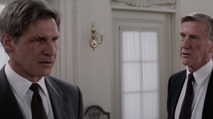 Jack Ryan confronts the President in Clear and Present Danger.