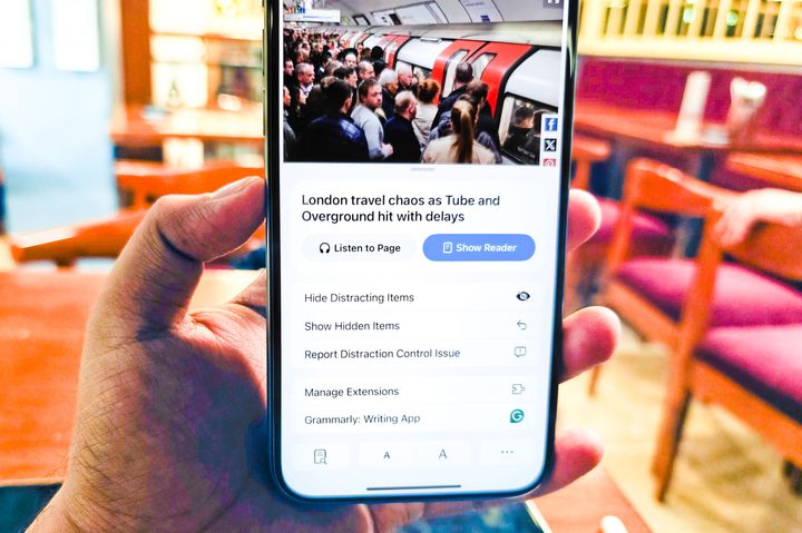 Distraction removal in Safari.