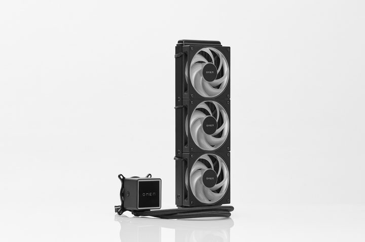 HP's 360mm Omen liquid cooler.