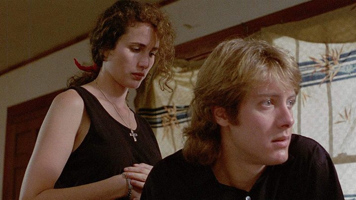 Andie MacDowell and James Spader in Sex, Lies & Videotape.